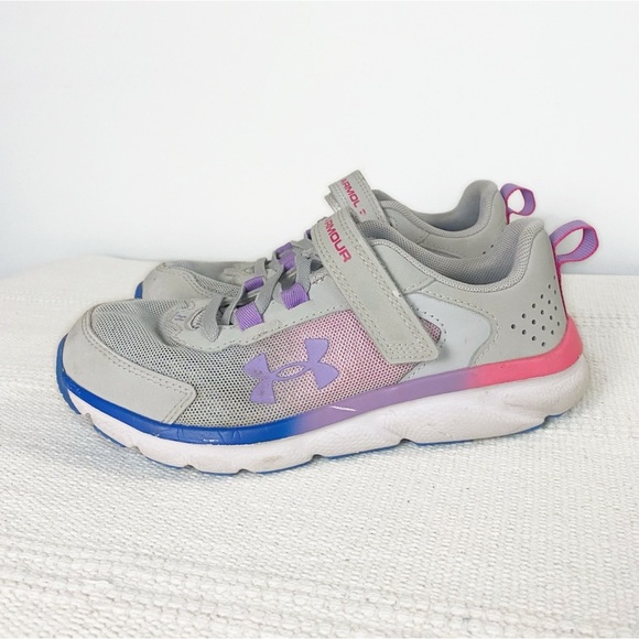 Under Armour Other - UNDER ARMOUR Assert Sneakers Halo Grey White Little Kid size 3